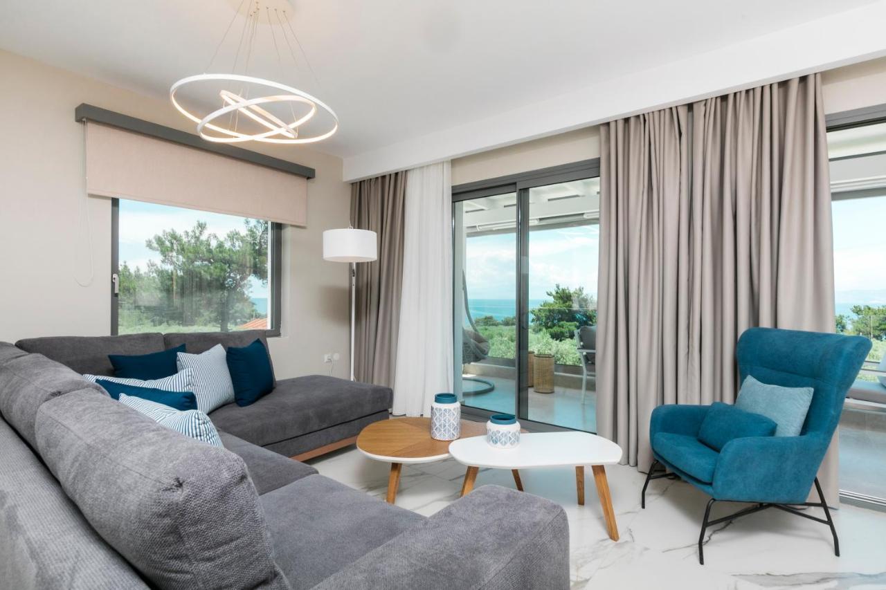 Pachis Escape Suites Bagian luar foto