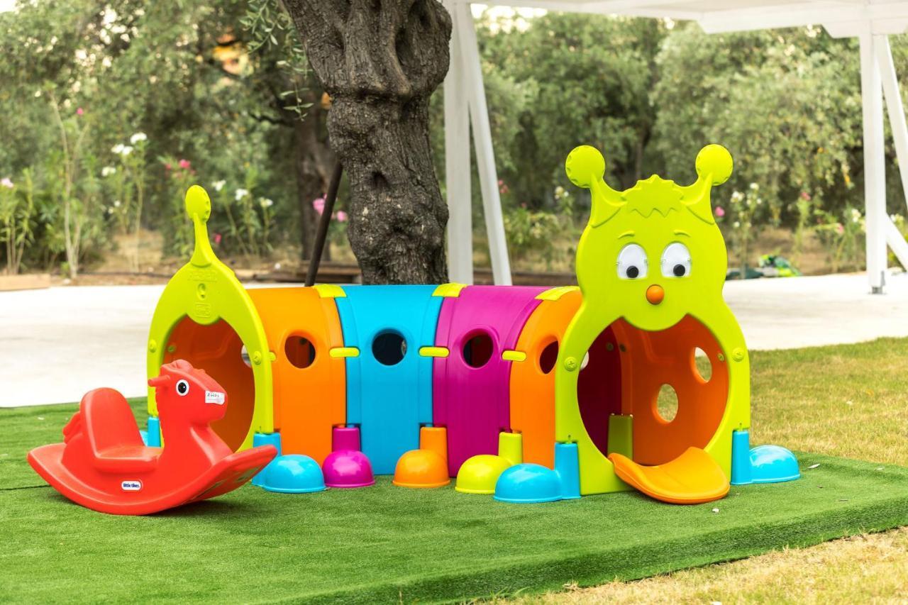 Pachis Escape Suites Bagian luar foto