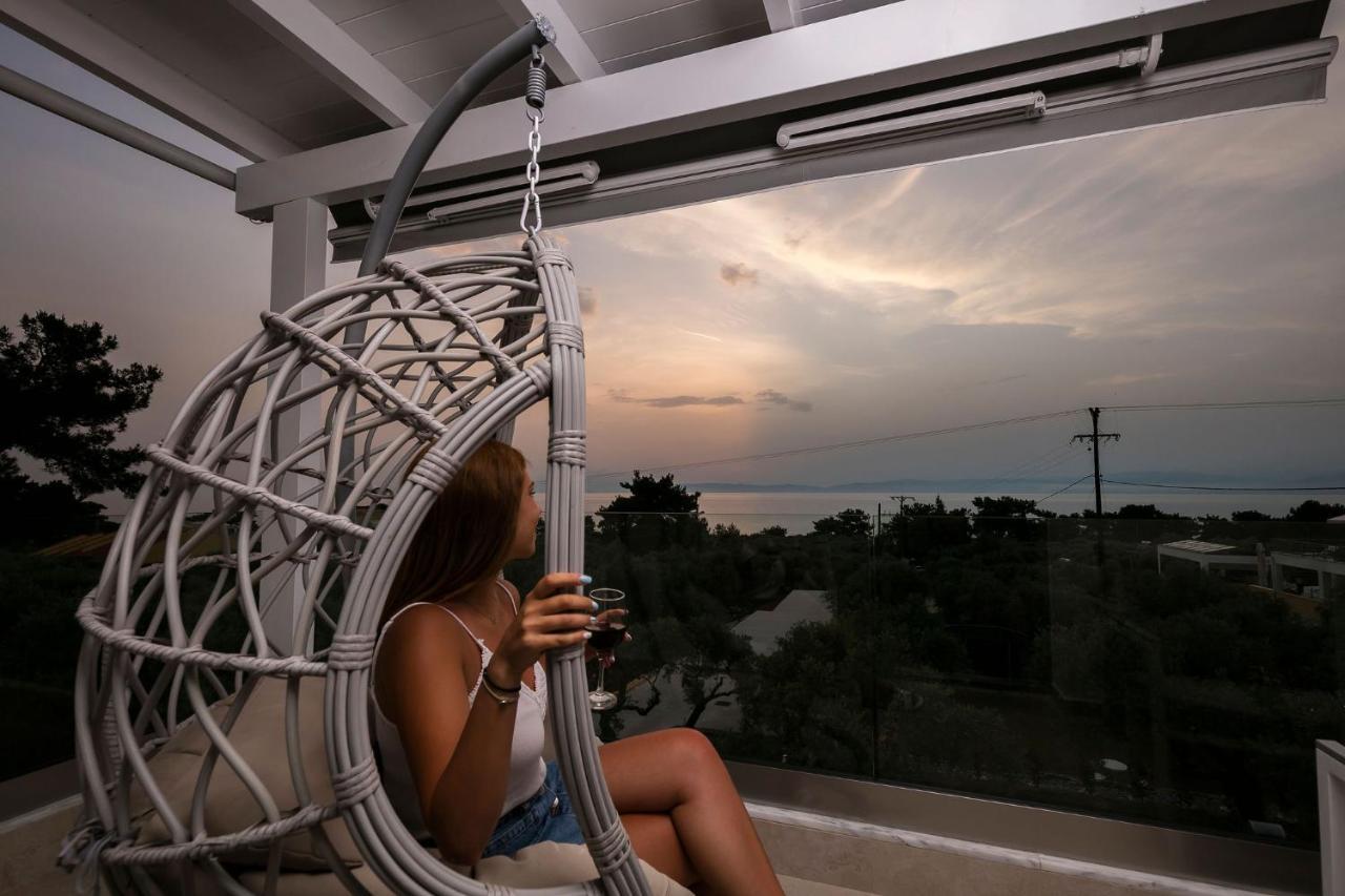Pachis Escape Suites Bagian luar foto